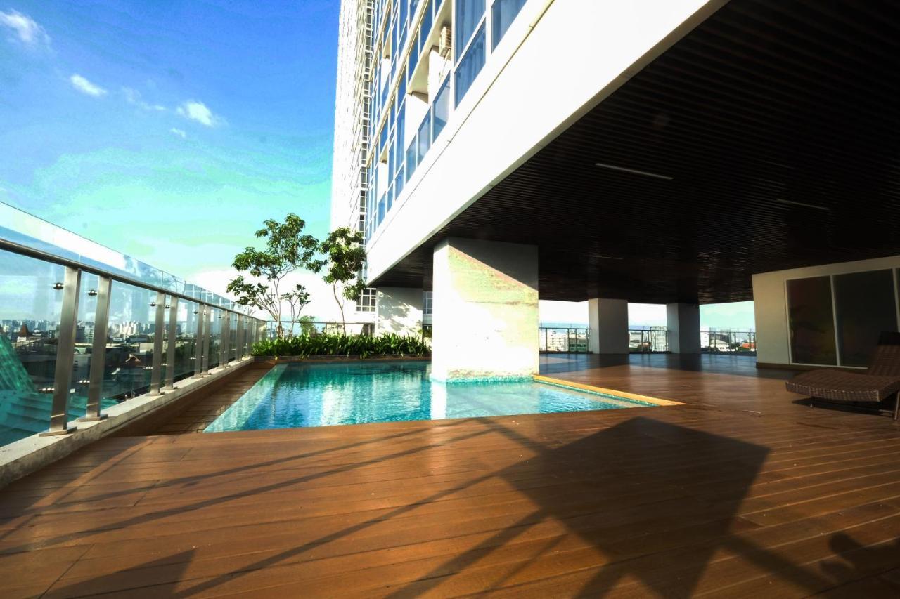 Strategic View @ 2br Menteng Park By Travelio Jakarta