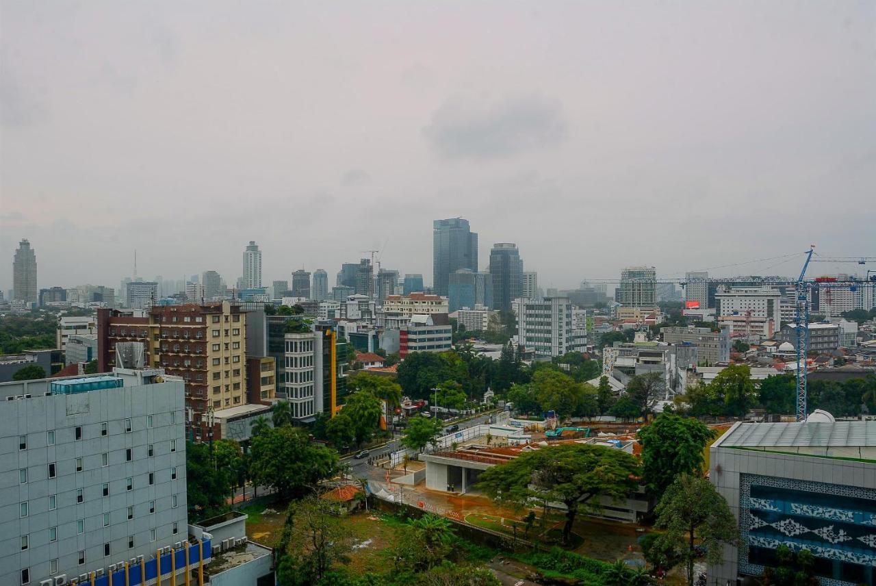 Strategic View @ 2br Menteng Park By Travelio Jakarta